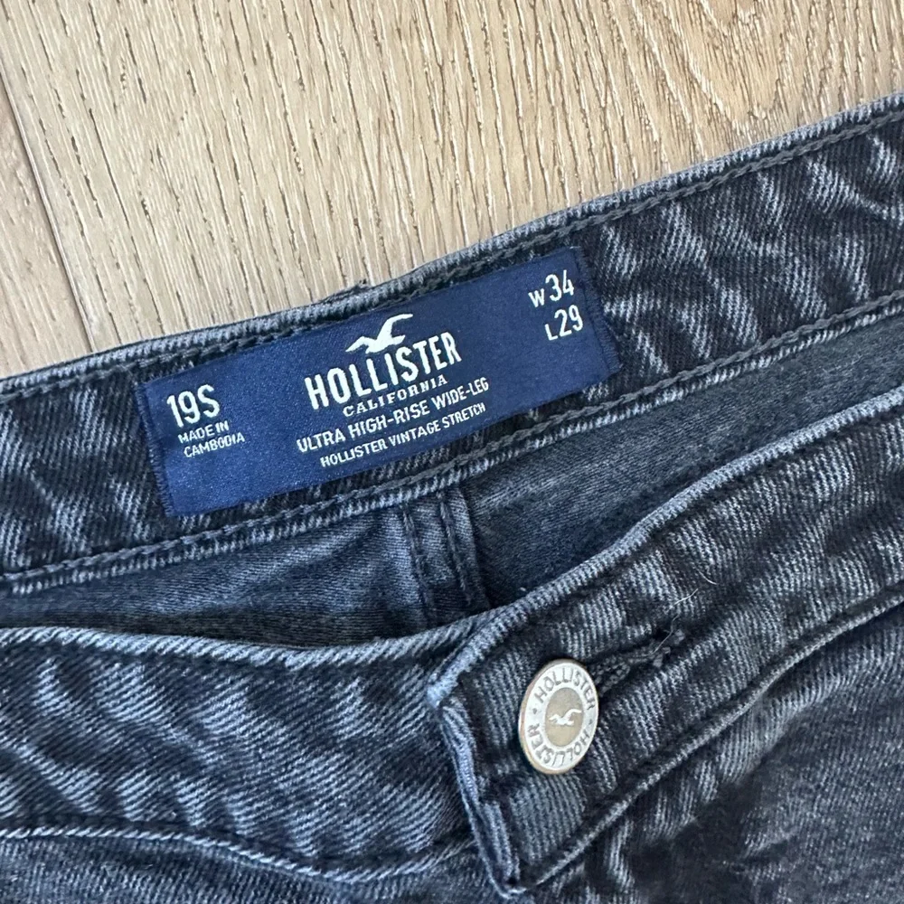 Hollister Ultra high rise wide leg jeans 19 - Picture 4 of 7